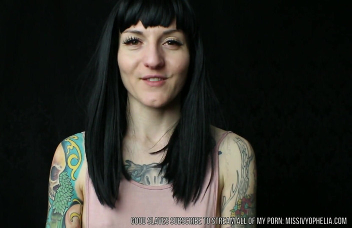 Miss Ivy Ophelia: Höschen trägt sissy