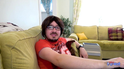 Nerd Pervert: Сієнна Хадсон - повія-рецидивистка
