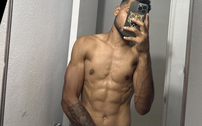 Nexxu: Memijat dan cumming