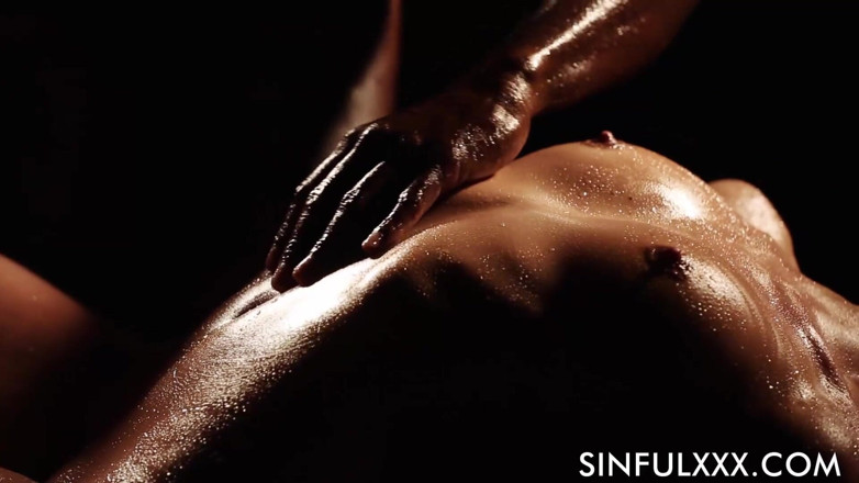 Sinfulxxx: Ossessione nera di SinfulXXX