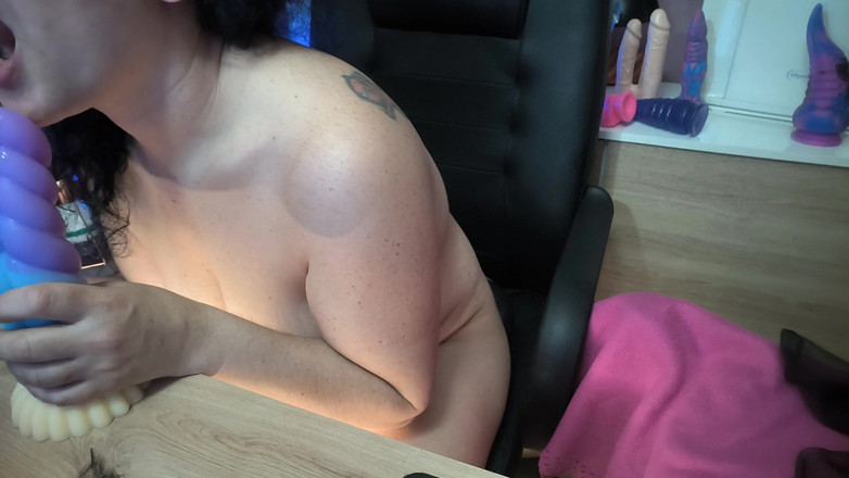 Maria __Ponto: Maria Ponto, ce qui peut arriver devant l’ordinateur 2 (partie 99)