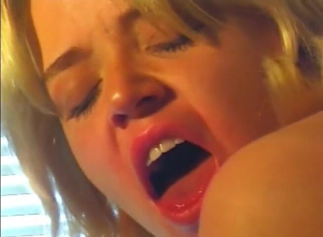 Teens Get it Hard: Blonde teen ass fucked and jizzed in mouth in close...