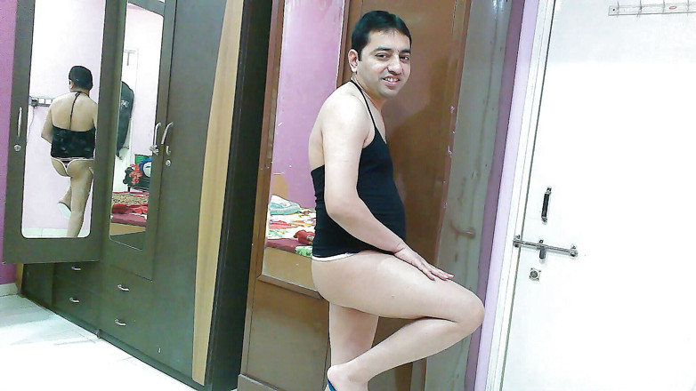 Cute & Nude Crossdresser: Người mặc đồ xuyên thấu ngọt ngào femboy sweet lollipop ở trên...