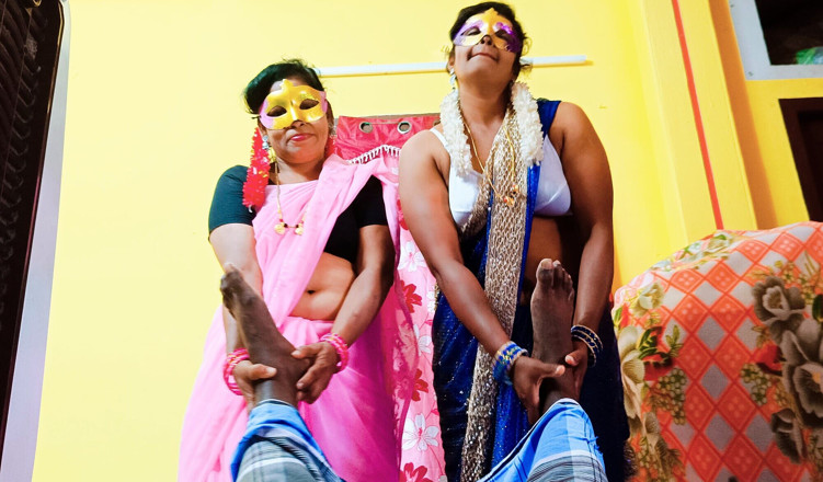 Telugu honey lips: Có một số cuộc trò chuyện hài hước của mẹ...