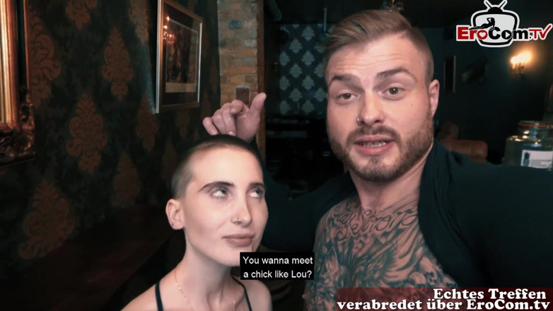 EroCom: Petite teen with short hair loves sex dates