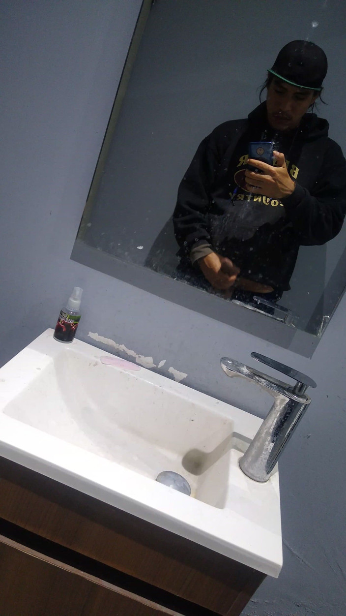 AlexAlejandro13: Öffentliche Toiletten