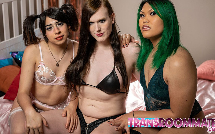 Trans Roommates: Trans dom roxxie moth testet ihre beiden neuen subs