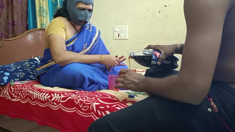 Decent couples: Momenti privati di romanticismo marito e moglie con telugu