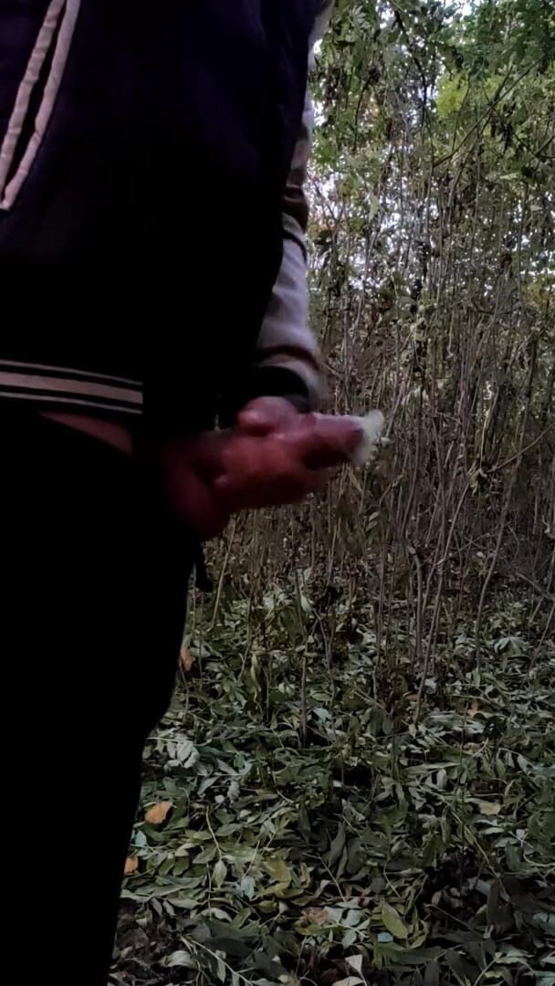 Idmir Sugary: На вулиці дрочити з презервативом, наповненим спермою, мене трахали раніше
