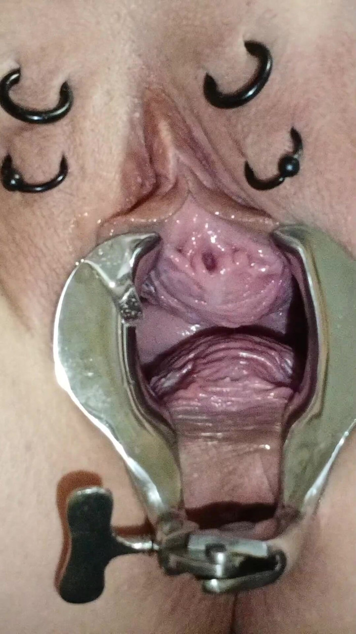 SklavinS_pervert: Sklavins satu lagi latihan lubang kencing untuk tuannya!