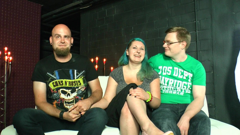 BB video: Trio met sexy hoeren genieten als een gek in pov - 4