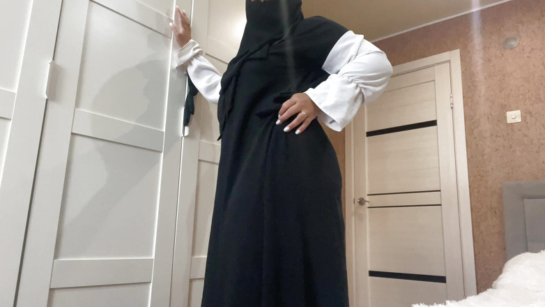 Lux Eva: Arabska egipska żona z ciasną cipką daje JOI