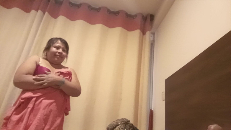 Moo DBOXXX: Saya berkongkek dengan ibu tiri tunggal yang saya temui di...