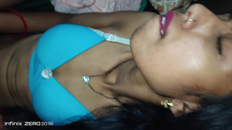 Truefuker: Desi india scopata con un ragazzo sconosciuto