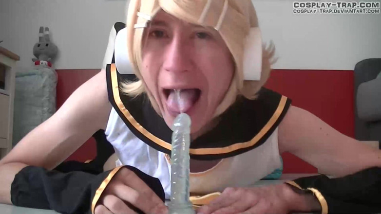 RosalinaxGirl: Crossdress cosplay Rin K. montada anal