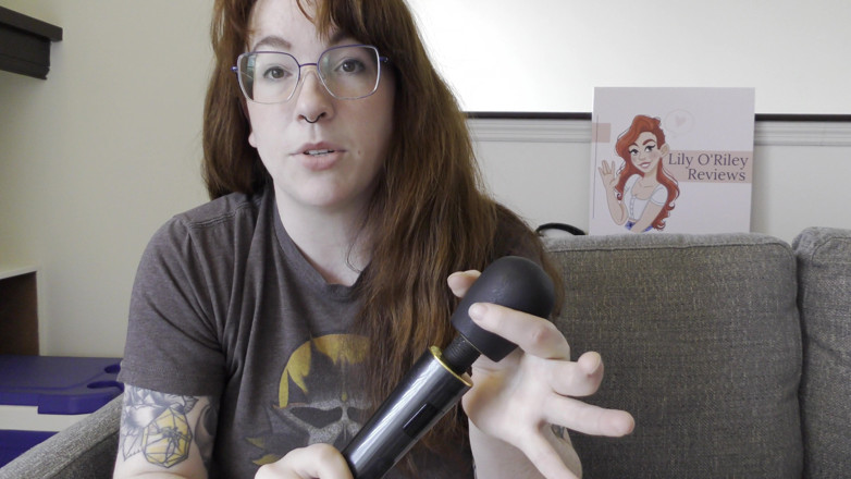 Lily O'Riley: NSFW recension av led -displayen vibrerande trollstav Pro kompakt från Funzze