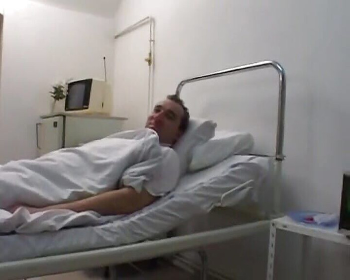 Enjoy German porn: Embarazada alemana follada duro en la habitación