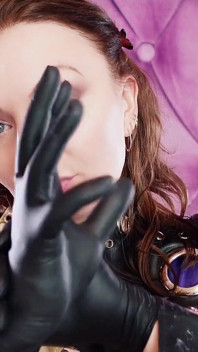 ASMR : gants en nitrile noirs, sondages sexy par Arya Grander - vidéo SFW