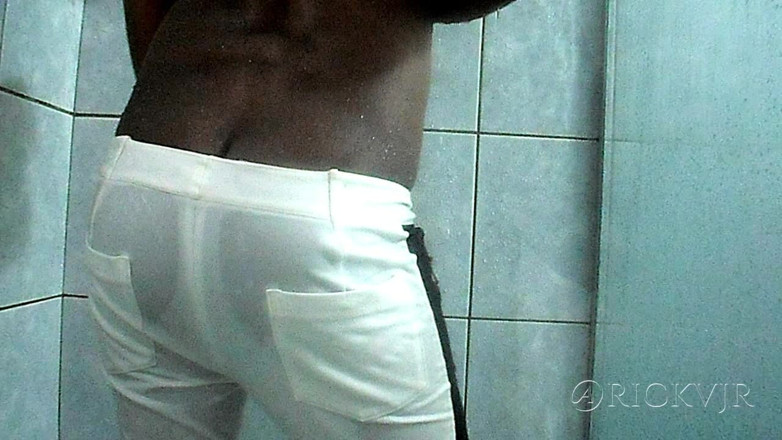 Rickvjr: Twerking di Bilik Mandi #4 Edisi Tarian Basah