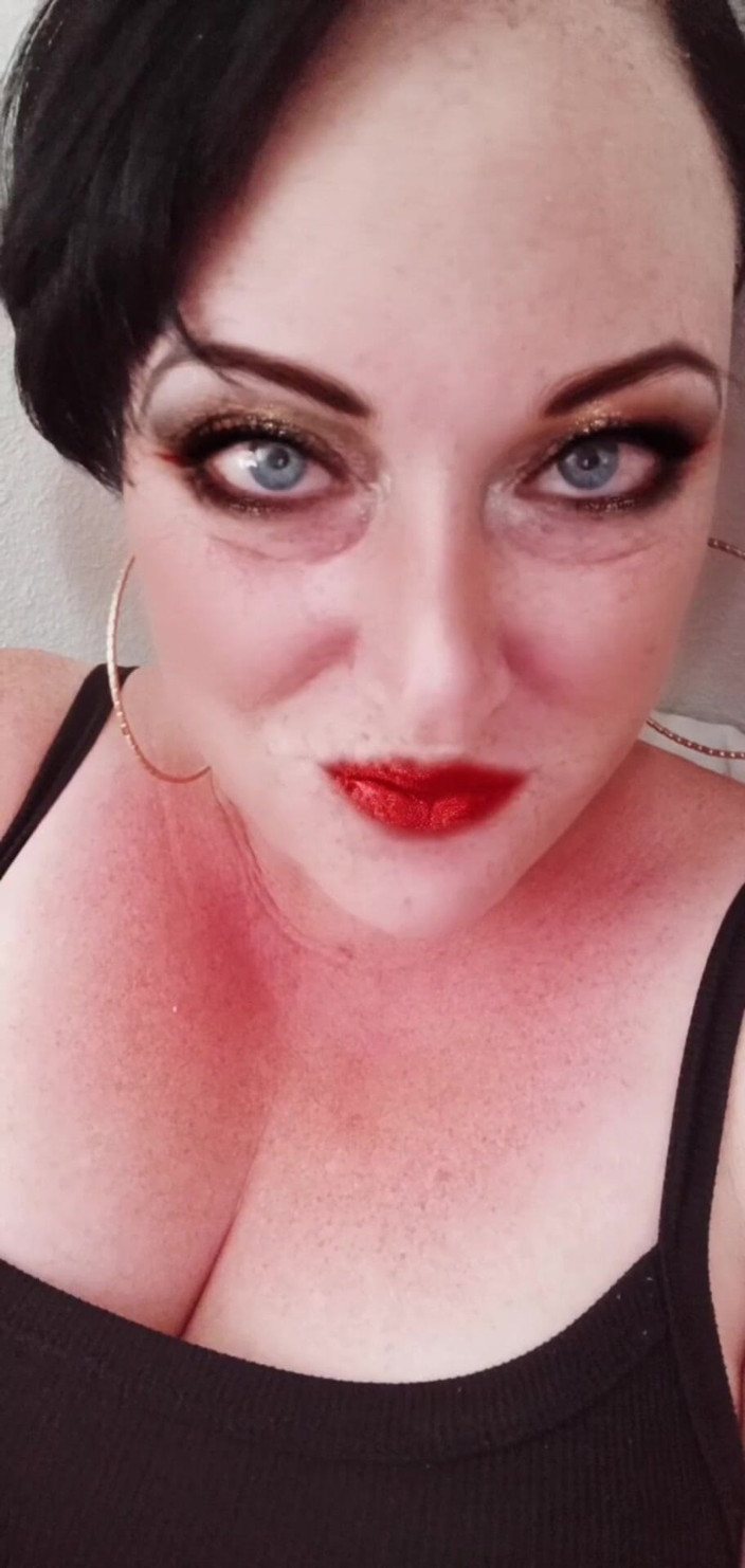 AluraMarie: Tetas sexy