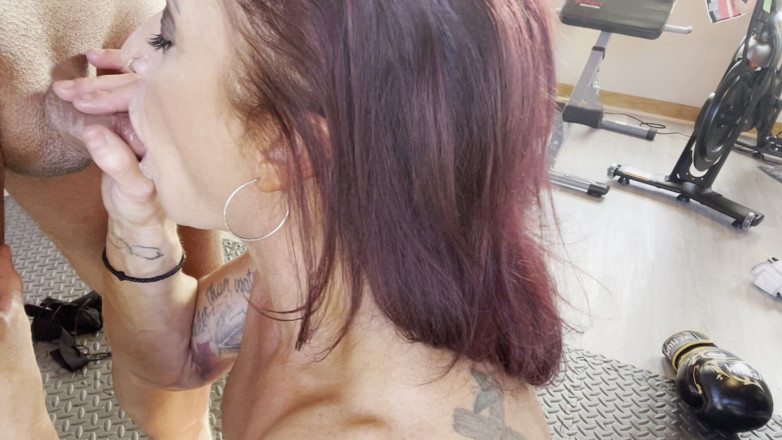 Kandylegsxxx: Kandy i ojciec chrzestny BJ spust na abs