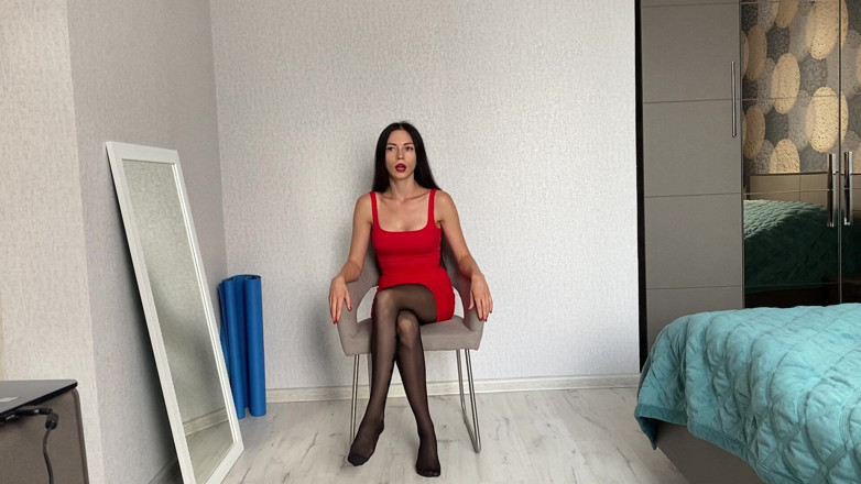Princess Monica: Naylon bacaklar ve göt azdırma, terapi fantezisi