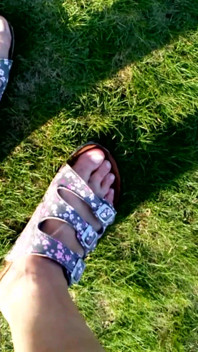 Piedi Nudi Con Le Pantofole