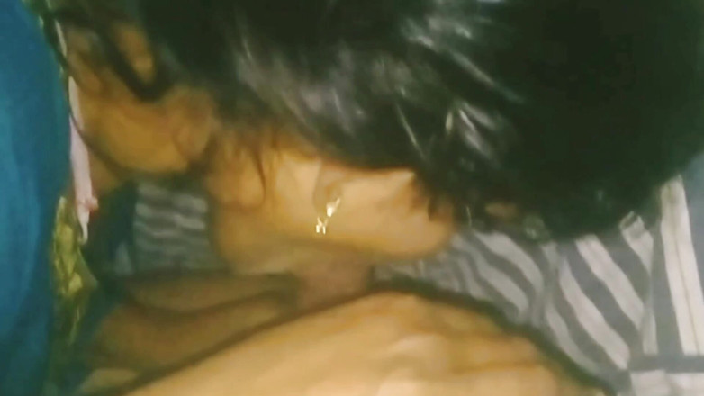 bahawalpur Punjab: Маленька красива дівчина дезі 18+