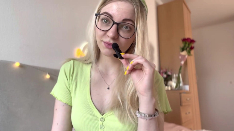 Goddess_Bella_Rae: Finansal hakimiyet asmr rol yapma