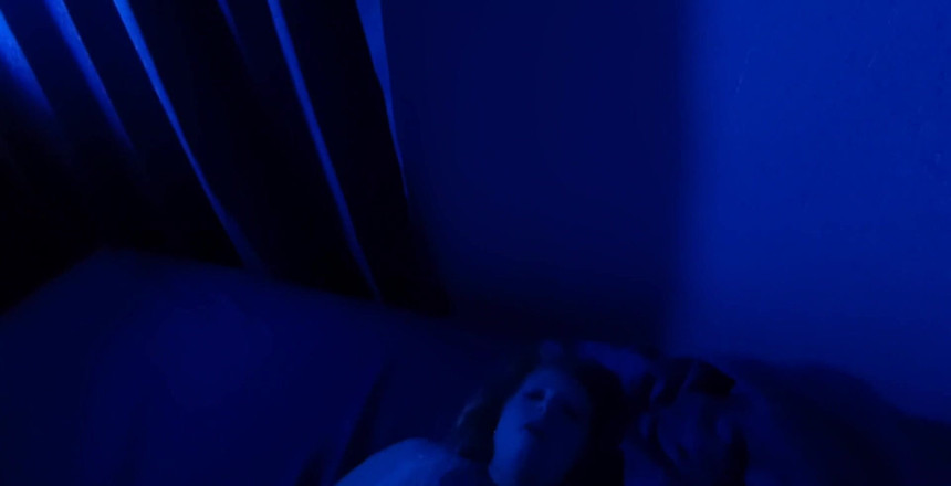 ScaninForFun: Speciální děvka manželka s modrým světlem