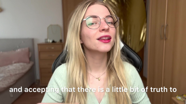 Goddess_Bella_Rae: Amândoi îți știm homosexualul