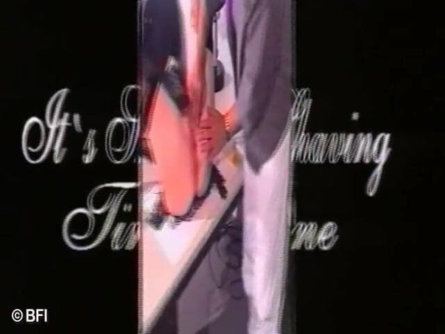 Pissing Girls: Gangbang dalam vintaj dan kencing - DVD
