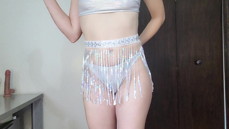 Mimiandevan: Dans cu tachinare cu striptease
