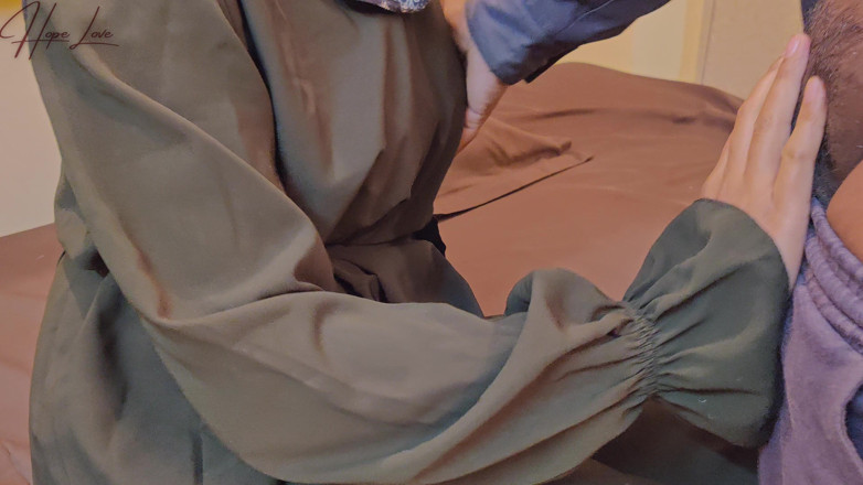 Hope Love: Malaysisches Hijab-mädchen mit schwager