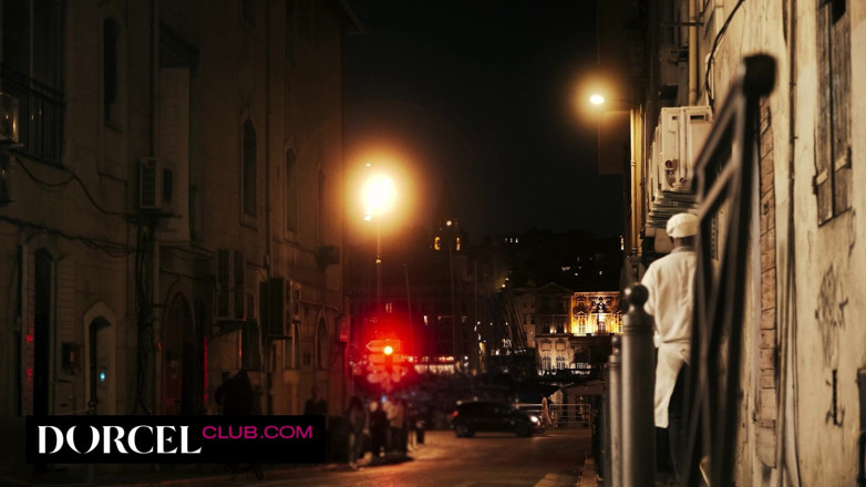 Dorcel Club: Antara Cinta dan Menggoda