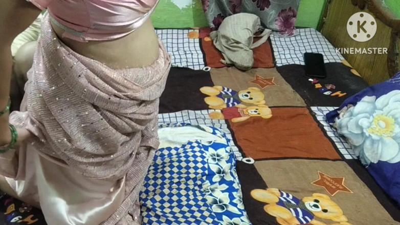 Saxesageth: Vendo a Mulher Solitária em Casa, o Garoto, a Cunhada...