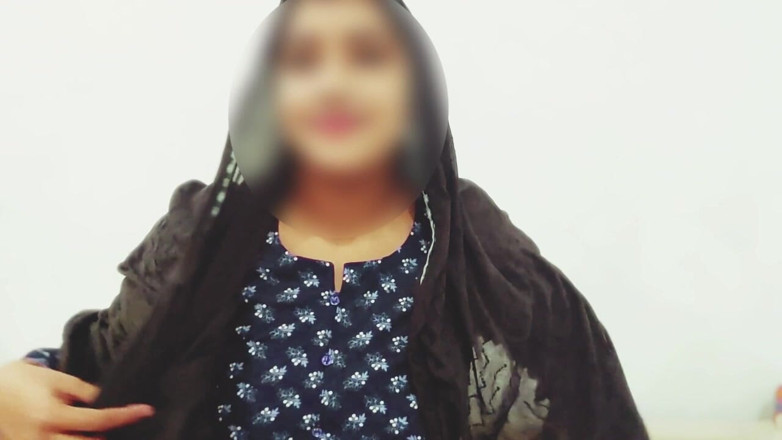 Your Soniya: Alone Pakistani Girl Masterbating Infront of Her BF