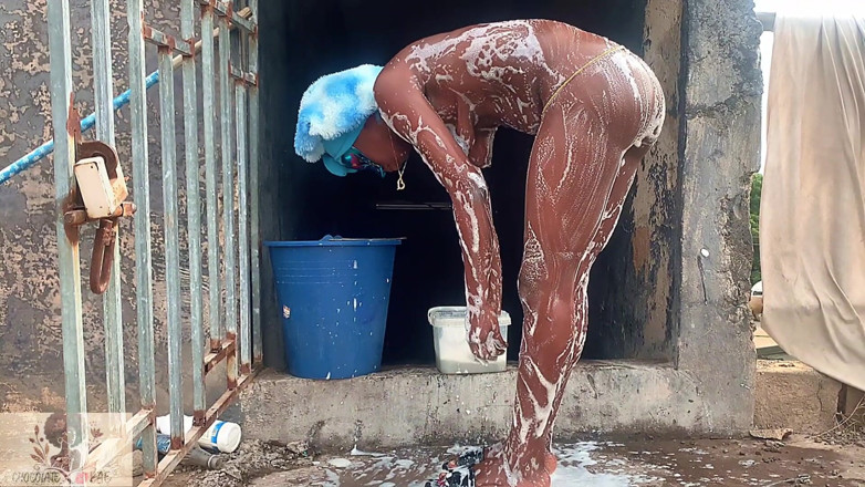 Naturelle Chocolat: Bain De Style Village Torride, J’adore Sentir La Brise Souffler...