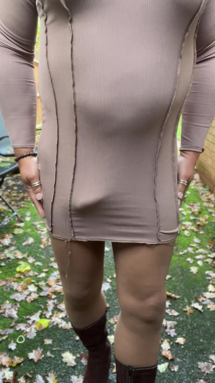 Kellycd2022: Amatir crossdresser kellycd2022 tante seksi lagi asik masturbasi kontol banciku...