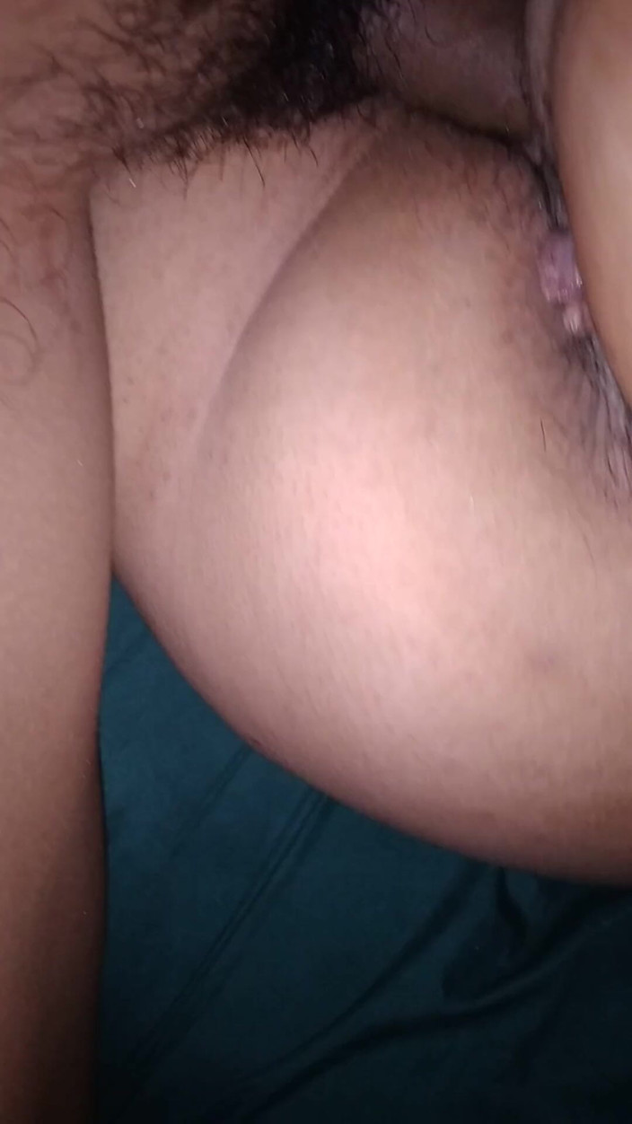 E-Alfa: MILF culona scopata in quattro