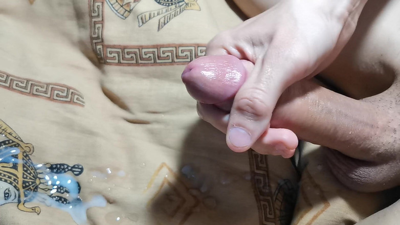 SEXY_GUYBEST: Un enorme orgasmo gemidoso y potentes fuentes de semen