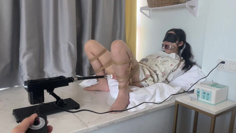 OrangeXXOO: Навчання та образа моєї сексуальної подруги 05