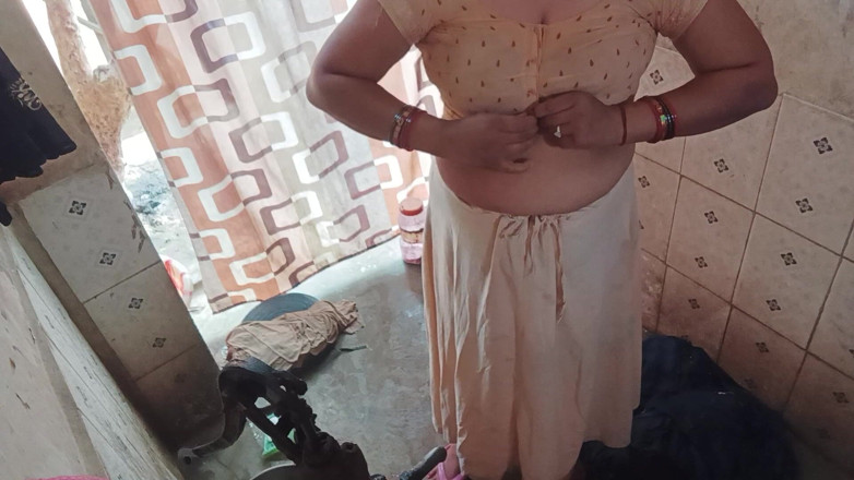 Desi_bhabhi121: Naaktbad show Desi Bhabhi