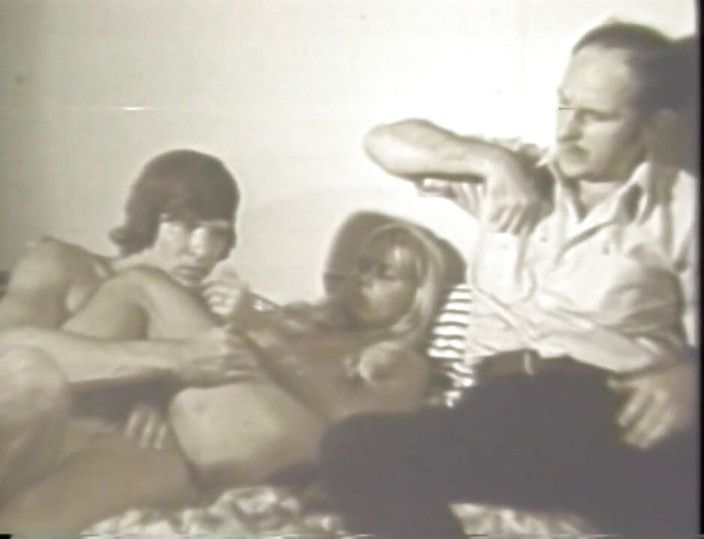 Vintage Usa: Klasik üçlü yarak emiyor