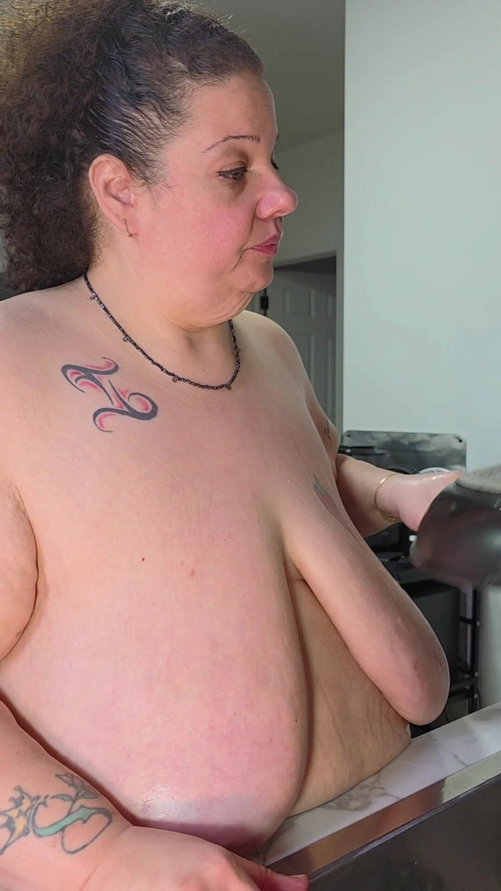LustyPeachesofSin: Housecleaning bogel - membasuh pinggiran
