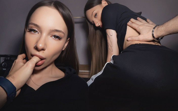 Luna Evans: Kirli hizmetçim temizlik yaparken sert sikiliyor