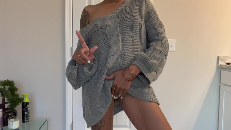 Mya Mula Goddess: Sweter fetysz ass złośliwiec