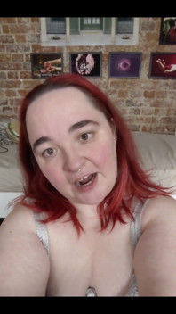 Hey Dear, I’m Eve, and I’m About to Be the Hottest Obsession You’ve Ever Found