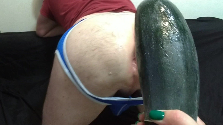KinkyFamily: Anal vejeteryan.