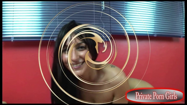 Private Porn Girls: Casting Pornô Com Estudante Voluptuosa Alex 24 Anos